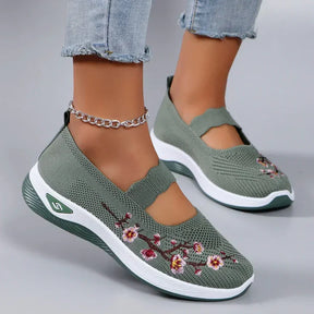 UseFlex – Dames Orthopedische Comfortschoen met Bloemen Borduurwerk CloudPlus™ - BEPERKTE VOORRAAD